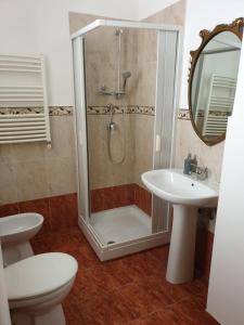 A bathroom at I Cavalieri di Malta