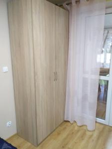 Fotografia z galérie ubytovania Agroturystyka Czerwone Maki 2 Łazienki 5 Pokoi Kuchnia - NoclegiGrodziskPL 792-535-535 v destinácii Grodzisk Mazowiecki