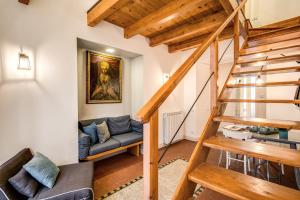 A seating area at Casa Hosteno