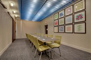 Gallery image of Holiday Inn Express & Suites - Mount Vernon, an IHG Hotel in Mount Vernon