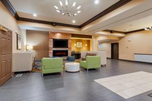 Holiday Inn Express St. Paul South - Inver Grove Heights, an IHG Hotel tesisinde lobi veya resepsiyon alanı