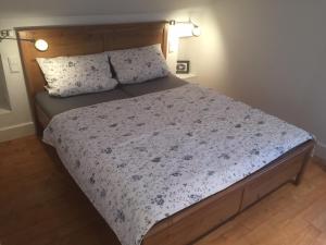 Кровать или кровати в номере Ferienwohnung Trede