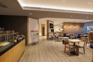 Posedenie v ubytovaní Holiday Inn Express Pune Pimpri by IHG
