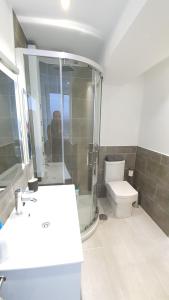 Koupelna v ubytování Avenida de Arteixo. Precioso apartamento