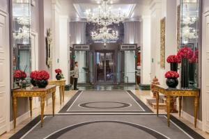 Gallery image of Hotel Savoy in Rome