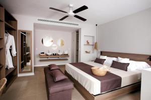 Posteľ alebo postele v izbe v ubytovaní Eques Petit Resort + 37 fotografií