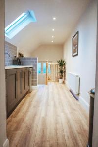 Gallery image of Garrykennedy Harbour View Apartment in Nenagh