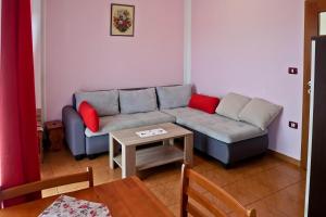 Posedenie v ubytovaní Villa Veli Vrh