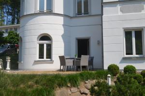 Afbeelding uit fotogalerij van Villa Odin "Strandläufer" in Ostseebad Sellin