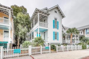 Gallery image of True Knot Cottage in Saint Simons Island