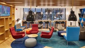 Posezení v ubytování Holiday Inn Express - Istanbul - Atakoy Metro by IHG