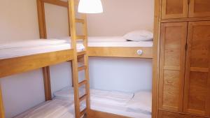 Двох'ярусне ліжко або двоярусні ліжка в номері Très bel appartement pied de pistes 6 pers Serre Chevalier Chantemerle