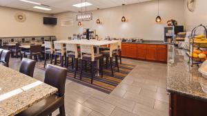 Foto de la galería de Best Western Cascadia Inn en Everett