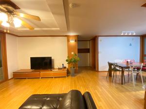 Gallery image of KINTEX Apartment in Goyang