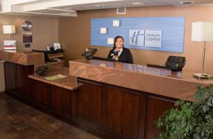 The lobby or reception area at Holiday Inn Express & Suites Grand Canyon, an IHG Hotel