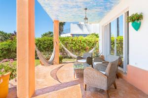 Posedenie v ubytovaní Villa Golf Sanlucar