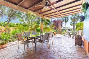 Vonkajšia záhrada v ubytovaní Villa Golf Sanlucar