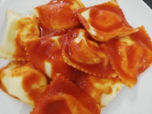 Jedlo v hoteli alebo blízkom okolí