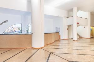 Kuchyňa alebo kuchynka v ubytovaní Apart-rent Apartment Port Grec 0162