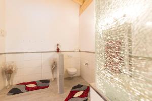 A bathroom at Haus Dorferstuck