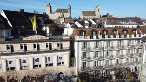 Nespecifikovaný výhled na destinaci Rapperswil-Jona nebo výhled na město při pohledu z hotelu