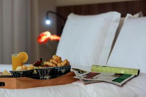 Comida no hotel ou em algum lugar perto