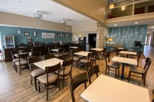 Sleep Inn & Suites Pearland - Houston South tesisinde bir restoran veya yemek mekanı