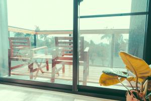Ban công/sân hiên tại Shark B&B