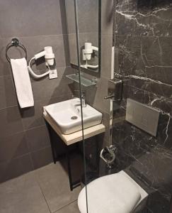 Koupelna v ubytování Cadde Suite Bakırköy