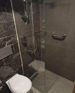 Koupelna v ubytování Cadde Suite Bakırköy