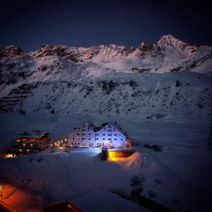 Alpenhotel St.Christoph בחורף