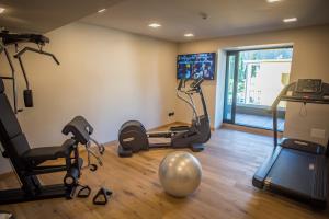 Posilňovňa alebo fitness centrum v ubytovaní Hotel Villa Enrica