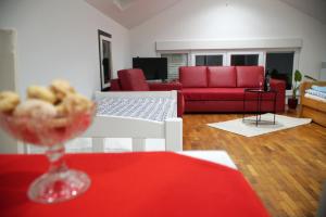 Posedenie v ubytovaní Apartments Nera