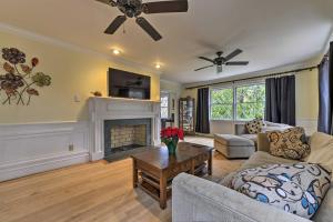 Imagen de la galería de Gentry Manor in Heartland Area 19 Mi to Raleigh!, en Fuquay-Varina