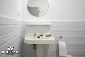 Koupelna v ubytování Hôtel Royal Urban Concept