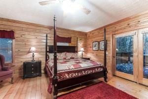 Woodland Hideaway