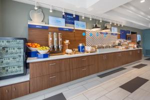 Gallery image of Holiday Inn Express Surprise, an IHG Hotel in Surprise