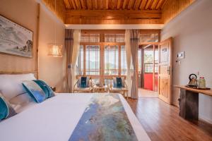 Kuchyň nebo kuchyňský kout v ubytování Floral Tengchong Mountain hotel