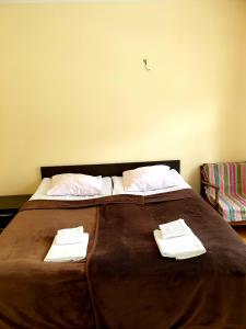 Katil atau katil-katil dalam bilik di Red Stone Guest House