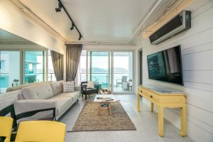巴東海灘的住宿－貝克利夫閣樓公寓，相簿中的一張相片