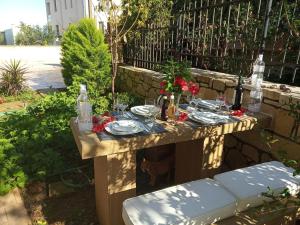 A garden outside father's house in kissamos