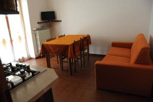 Foto dalla galleria di Residenza al Ponte appartamenti 5 e 6 a Branzi