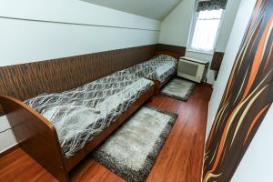 Posezení v ubytování GÁRDI APARTMAN