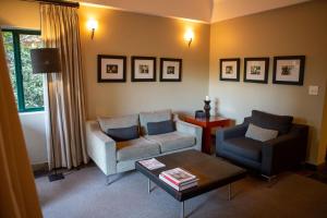 Gallery image of Ten Bompas Hotel in Johannesburg