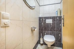 A bathroom at Appartement Oberreiter
