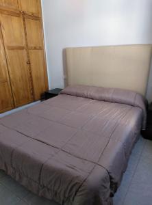 Postel nebo postele na pokoji v ubytování TABLERO 402, ESTUPENDO Apto 6 pax cerca PLAYA DEL INGLÉS