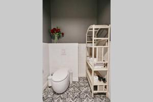 Kúpeľňa v ubytovaní Beżowy Apartament DE LUX dla 4 osób Chorzów Katowice + 9 fotografií