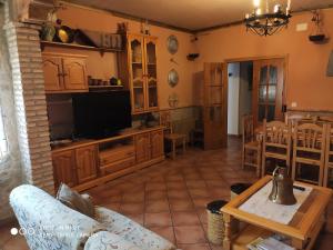 Kuchyň nebo kuchyňský kout v ubytování Casa Rural IRIS