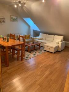 Posedenie v ubytovaní Apartamento "PAPA OSO"