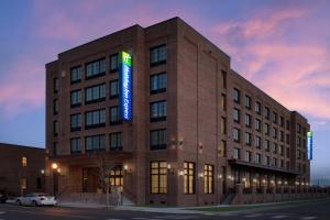 Gallery image of Holiday Inn Express Pensacola Downtown, an IHG Hotel in Pensacola